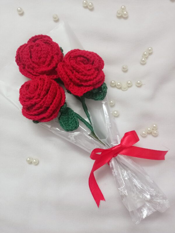 Crochet rose bouquet