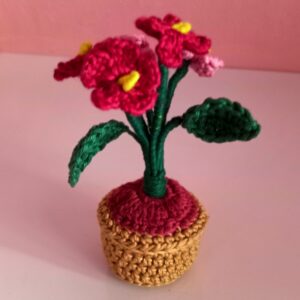 Crochet flower pot