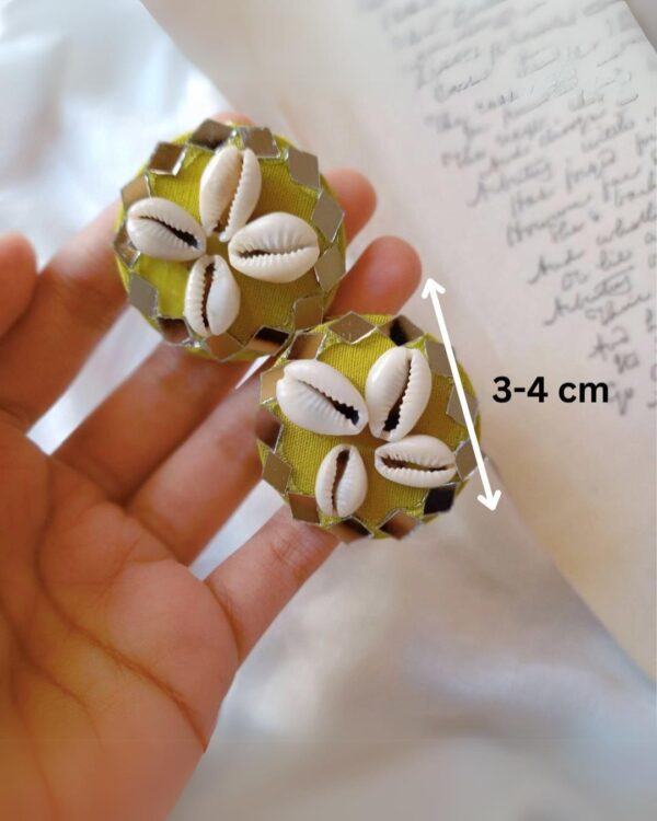 Rainvas Light Green kauri shells studs earrings - Image 2