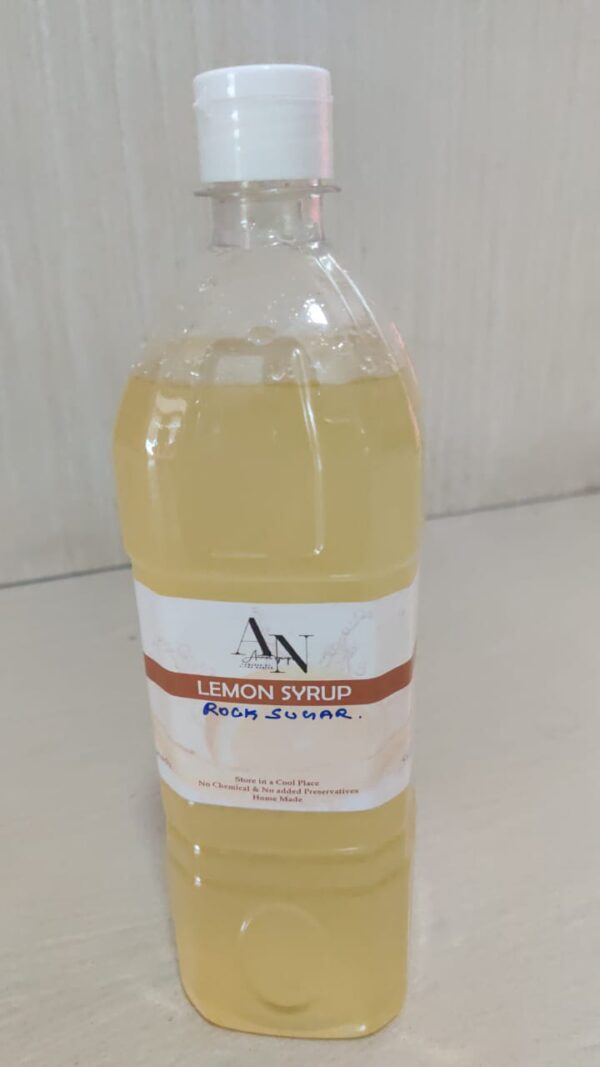Lemon syrup with rock sugar