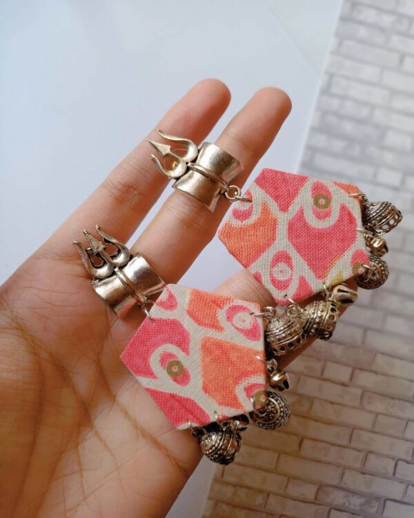 Rainvas orange printed floral trishul charm earrings - Image 2