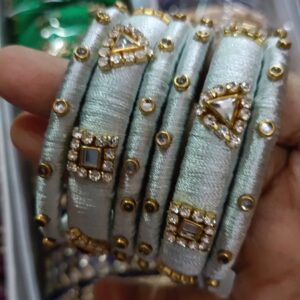 Thread bangle