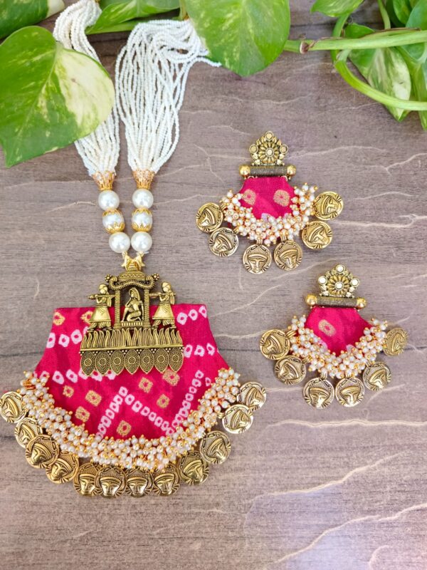 Red Bandhej necklace set