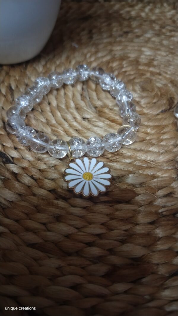daisy charm bracelet