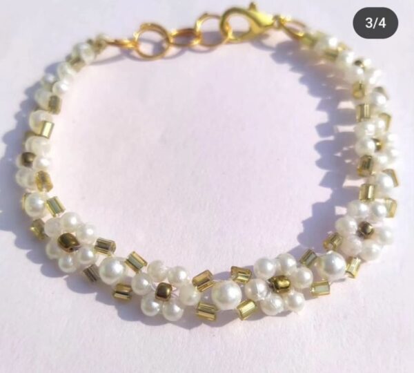 daisy bracelet