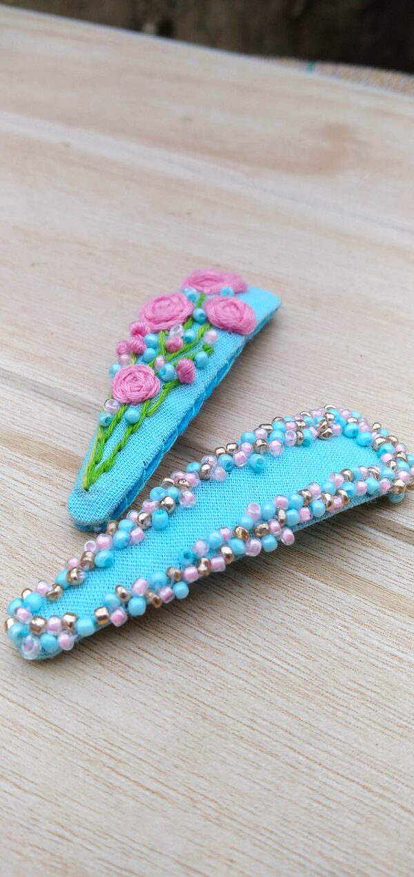sky bloom embroidered hair pins - Image 3