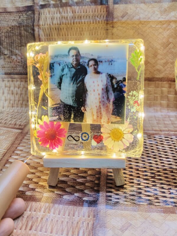 Resin light frame - Image 2